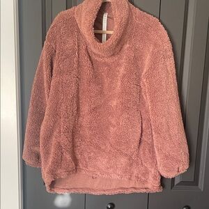 lululemon athletica Cozy Cowl Neck Sherpa Pullover - Dusty Rose